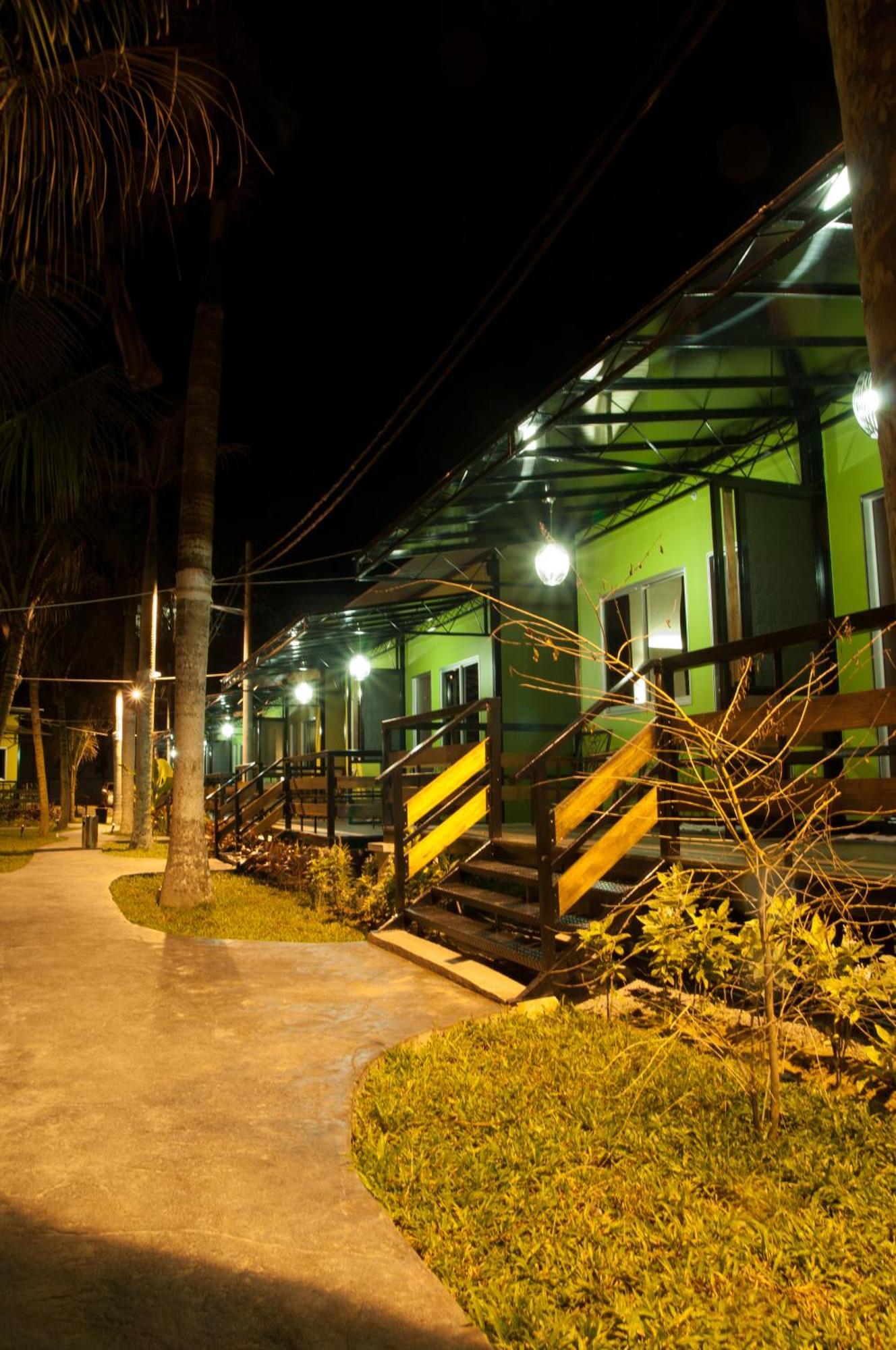 Casa Fina Fine Homes Pantai Cenang  Εξωτερικό φωτογραφία