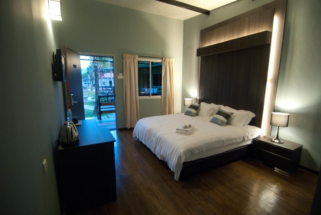 Casa Fina Fine Homes Pantai Cenang  Εξωτερικό φωτογραφία